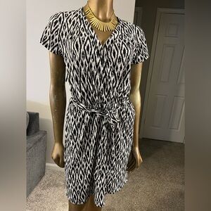 Banana Republic Black and White Patterned Mini Dress